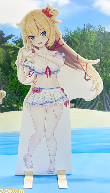 【ニコニコ超会議2023】ホロライブブースではホロサマー水着姿の宝鐘マリンたちがお出迎え！ 眺めているだけでクスっとしてしまうメンバー語録ステッカーももらえる