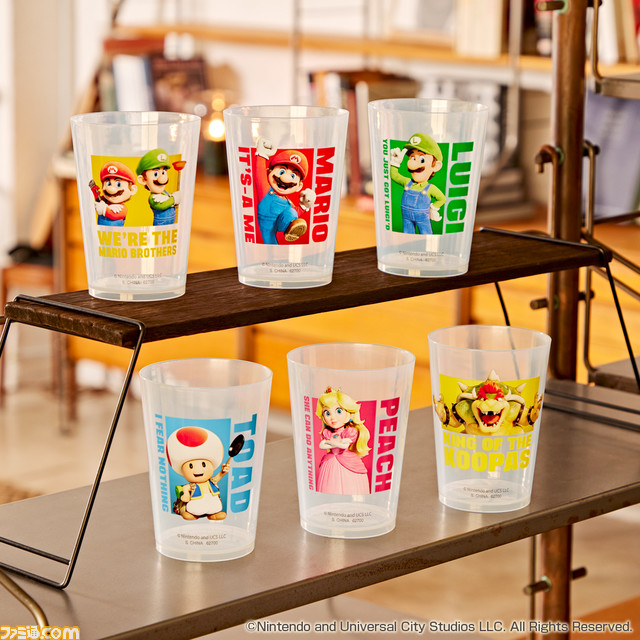 映画『スーパーマリオ』一番くじが5月13日に発売。スーパーキノコ、ハテナブロックなど抱き心地のよさそうなクッションが登場