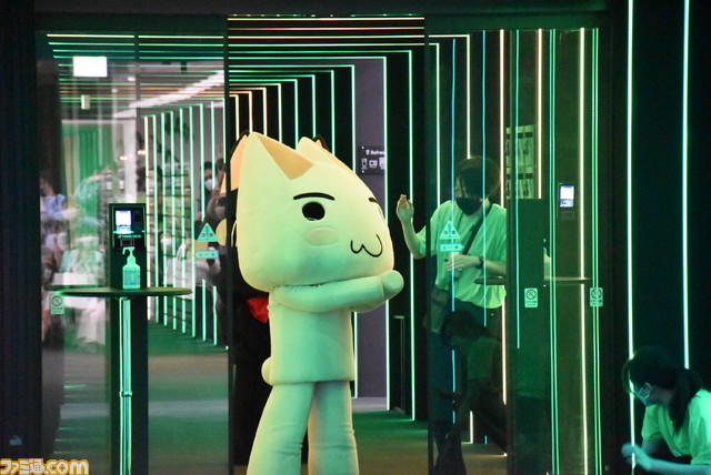 【どこいつ】トロの誕生日会が4年ぶりに開催。トロとクロのかわいさはいつまでも変わらず、お父さんもお姉さんも家族連れも笑顔なイベントリポートをお届けニャ