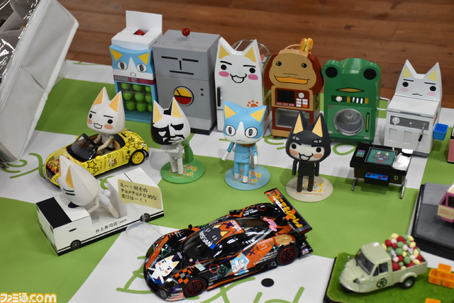 【どこいつ】トロの誕生日会が4年ぶりに開催。トロとクロのかわいさはいつまでも変わらず、お父さんもお姉さんも家族連れも笑顔なイベントリポートをお届けニャ