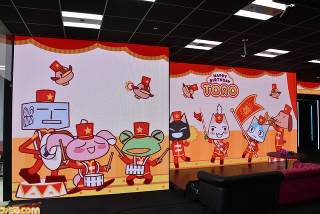 【どこいつ】トロの誕生日会が4年ぶりに開催。トロとクロのかわいさはいつまでも変わらず、お父さんもお姉さんも家族連れも笑顔なイベントリポートをお届けニャ