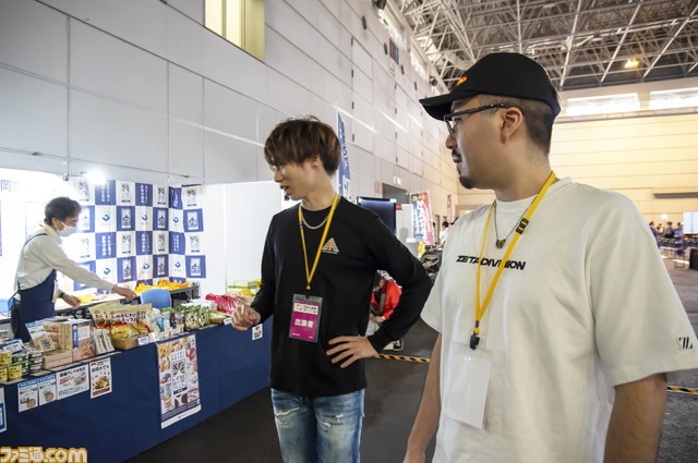 【C4 LAN】大量のゲーマーがゲーム機持参で勝手に遊ぶだけ。まあまあどうかしてるのに心地いい。ぬるま湯みたいな闇鍋イベントの生存戦略