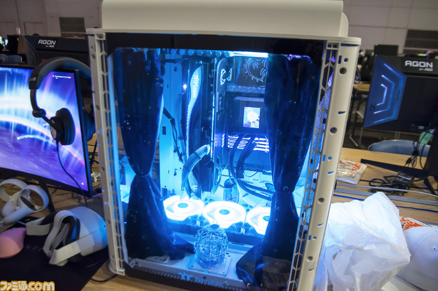 【C4 LAN】大量のゲーマーがゲーム機持参で勝手に遊ぶだけ。まあまあどうかしてるのに心地いい。ぬるま湯みたいな闇鍋イベントの生存戦略