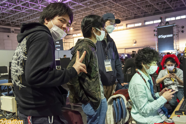 【C4 LAN】大量のゲーマーがゲーム機持参で勝手に遊ぶだけ。まあまあどうかしてるのに心地いい。ぬるま湯みたいな闇鍋イベントの生存戦略