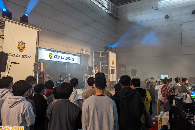 【C4 LAN】大量のゲーマーがゲーム機持参で勝手に遊ぶだけ。まあまあどうかしてるのに心地いい。ぬるま湯みたいな闇鍋イベントの生存戦略