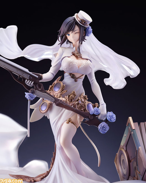 『アズールレーン』アーク・ロイヤルがケッコン衣装でフィギュア化。あみあみ限定版では指揮官を射止めるウィンク顔パーツが付属