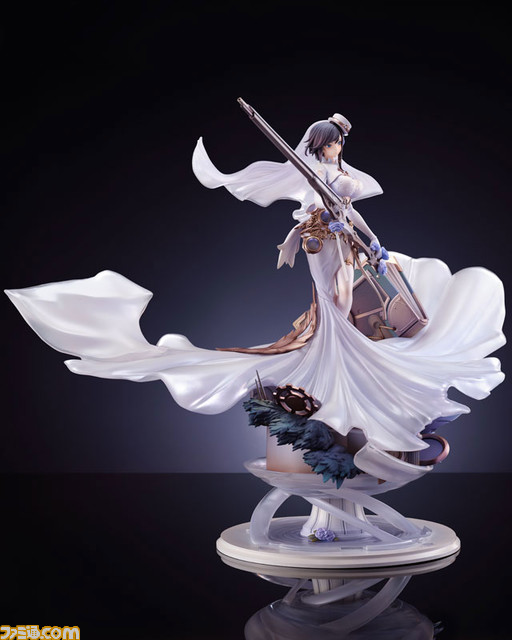 『アズールレーン』アーク・ロイヤルがケッコン衣装でフィギュア化。あみあみ限定版では指揮官を射止めるウィンク顔パーツが付属