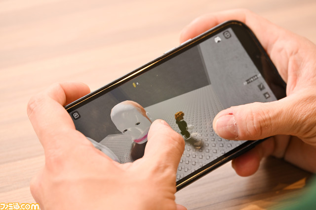 マヂラブ野田クリスタルはRoblox『顔から逃げるゲーム』の先に、世界で戦うデッカチャンとノブを見た。毎日6600万人以上が遊ぶプラットフォームの可能性