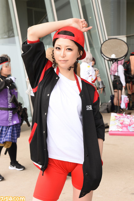 コスプレ30選『NIKKE』ラピに『スト6』キャミィ、『ブルアカ』『ライザ』『推しの子』『スラムダンク』まで! “ニコニコ超会議2023”を沸かせたコスプレイヤー総まとめ