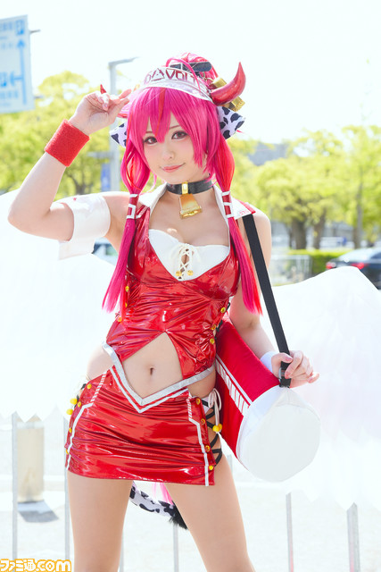 コスプレ30選『NIKKE』ラピに『スト6』キャミィ、『ブルアカ』『ライザ』『推しの子』『スラムダンク』まで! “ニコニコ超会議2023”を沸かせたコスプレイヤー総まとめ