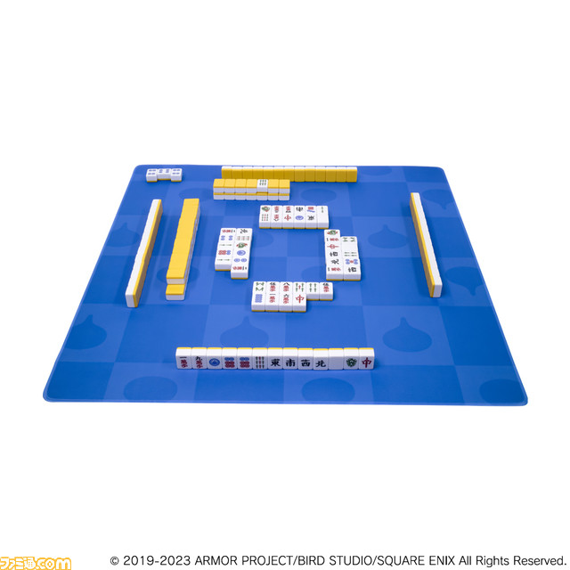 【ドラクエウォーク】ゲーム内麻雀『ツモるんです』が商品化。ロトの剣の索子、スライムの筒子など『ドラクエ』柄の麻雀牌がかわいい