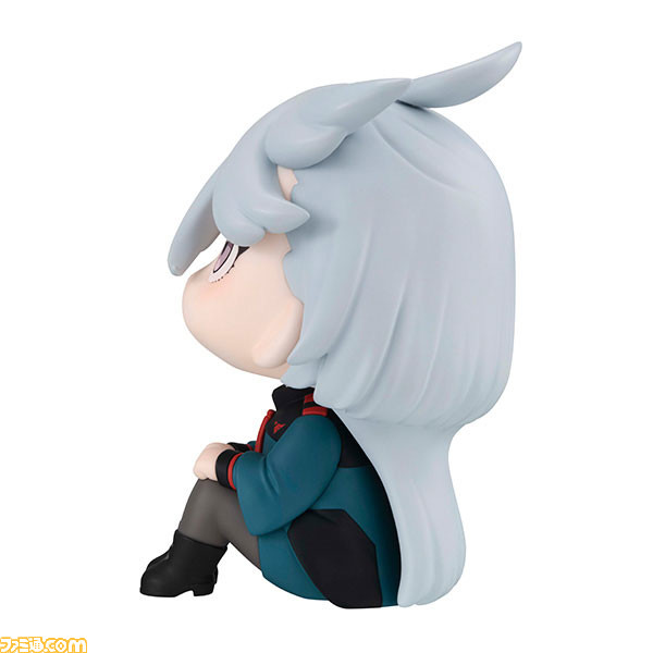 『ガンダム 水星の魔女』スレッタとミオリネが体育座りでこちらを見上げる“るかっぷ”フィギュアが予約開始。デスクなどに飾りやすい手のひらサイズ