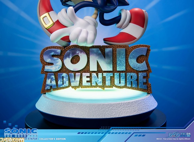『ソニックアドベンチャー』よりソニック・ザ・ヘッジホッグがフィギュア化。コレクターズエディションには台座が光る仕掛けつき