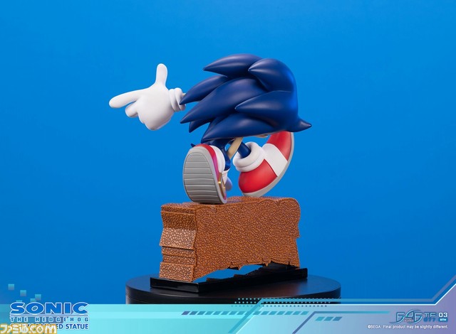 『ソニックアドベンチャー』よりソニック・ザ・ヘッジホッグがフィギュア化。コレクターズエディションには台座が光る仕掛けつき