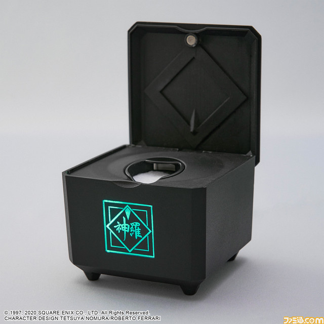 『FF7』神羅カンパニーのアロマファンが発売決定。作動時には神羅のロゴマークが光って浮かび上がる