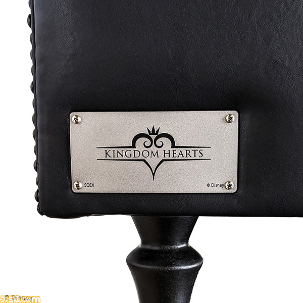 【約30万円】『キングダム ハーツ』モデルの高級ソファが登場。幸運のマークやキーブレードをさりげなくデザイン