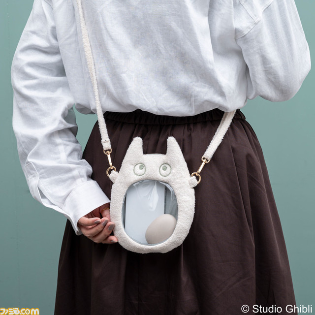 【ジブリ】カオナシ、トトロのおでかけポシェットが6月16日より先行発売。見た目が怖かわいい。ショルダーベルトを外すとポーチとして使える
