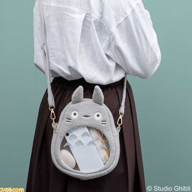 【ジブリ】カオナシ、トトロのおでかけポシェットが6月16日より先行発売。見た目が怖かわいい。ショルダーベルトを外すとポーチとして使える