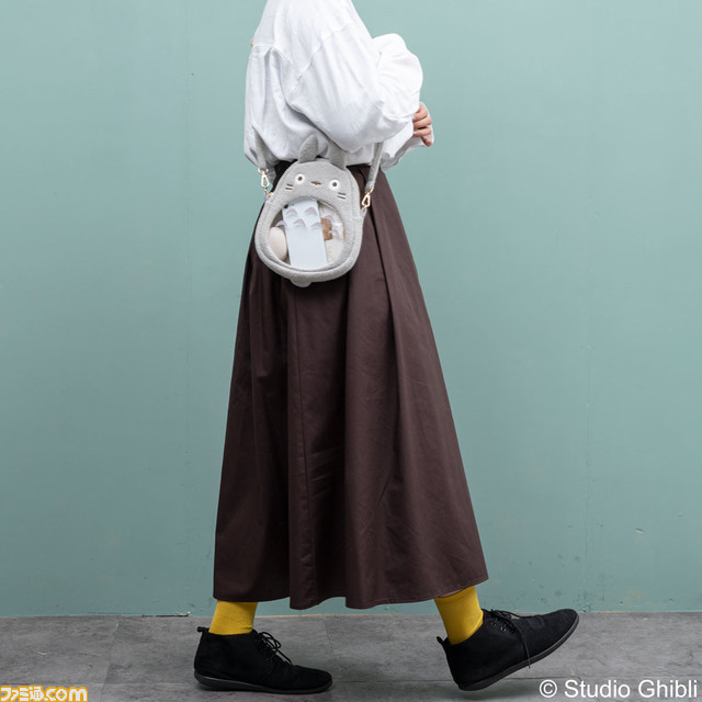 【ジブリ】カオナシ、トトロのおでかけポシェットが6月16日より先行発売。見た目が怖かわいい。ショルダーベルトを外すとポーチとして使える