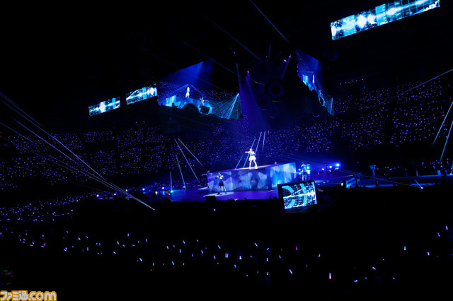 『アイマス シンデレラガールズ』“燿城夜祭 -かがやきよまつり-”2日目リポート。大阪出身アイドルが『あんきら!?狂騒曲』ならぬ『おおさか!?狂騒曲』を披露！ 大阪らしいユニークな演出で最高の夜祭に