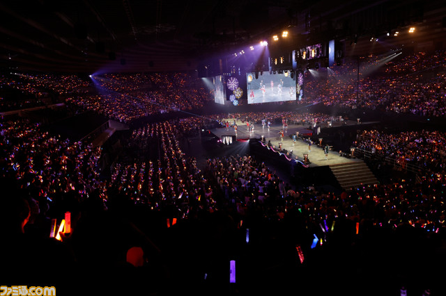 『アイマス シンデレラガールズ』“燿城夜祭 -かがやきよまつり-”2日目リポート。大阪出身アイドルが『あんきら!?狂騒曲』ならぬ『おおさか!?狂騒曲』を披露！ 大阪らしいユニークな演出で最高の夜祭に