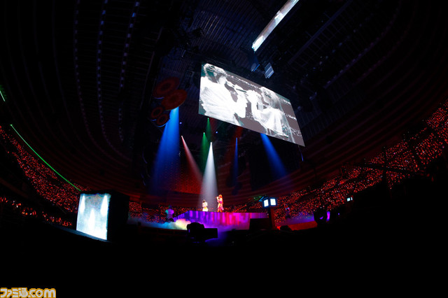 『アイマス シンデレラガールズ』“燿城夜祭 -かがやきよまつり-”2日目リポート。大阪出身アイドルが『あんきら!?狂騒曲』ならぬ『おおさか!?狂騒曲』を披露！ 大阪らしいユニークな演出で最高の夜祭に