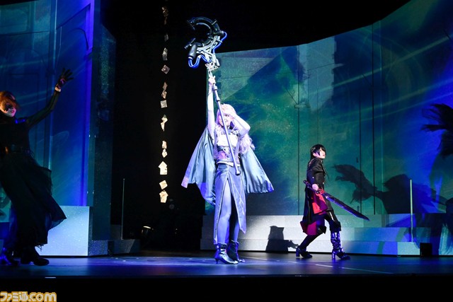 『舞台 トワツガイ』リポート。大西桃香(AKB48)ほか出演者たちが歌うキャラソン『トワノユメ』生の迫力! 映像を駆使したバトルも臨場感バツグン