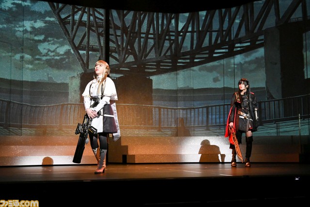 『舞台 トワツガイ』リポート。大西桃香(AKB48)ほか出演者たちが歌うキャラソン『トワノユメ』生の迫力! 映像を駆使したバトルも臨場感バツグン