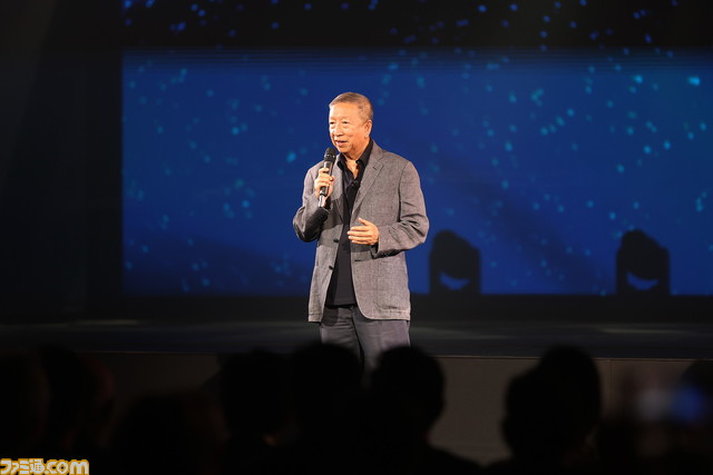 【現地取材】歴史的“eスポーツのオリンピック”がシンガポールで開幕! ど派手な開会式にはシンガポールのバーチャル大統領も登場