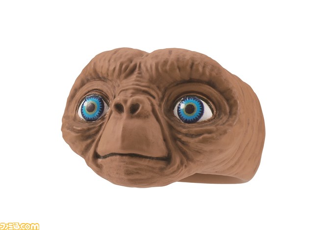 E.T.』が存在感溢れる指輪になった。“E.T.フェイスリングコレクション