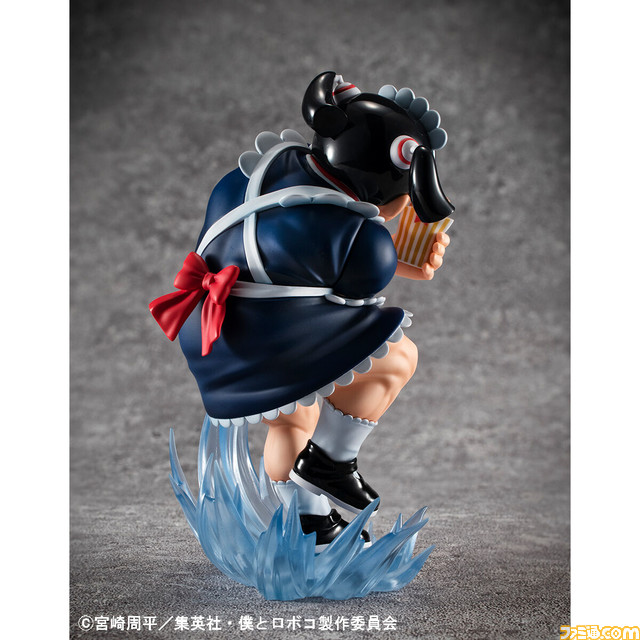 『僕とロボコ』どこかで見たことのあるポーズのロボコがフィギュア化。圧倒的なかわいさと高すぎる膝のクオリティに思わず釘付け【4巻の表紙】