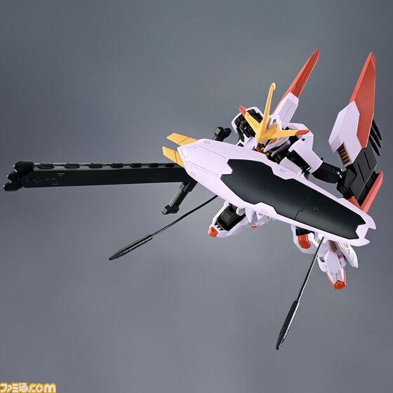 『機動戦士ガンダム 鉄血のオルフェンズ ウルズハント』ガンダム・端白星（第2形態）がプラモ化。クロスメイス、スマートクローシールドを新規造形で再現