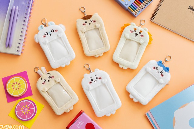 『ちいかわ』たちに全身で“なる”着ぐるみが発売されるも即完売。ほかにもぬいぐるみカードホルダーや「乗れません」のれんといった新商品が続々登場
