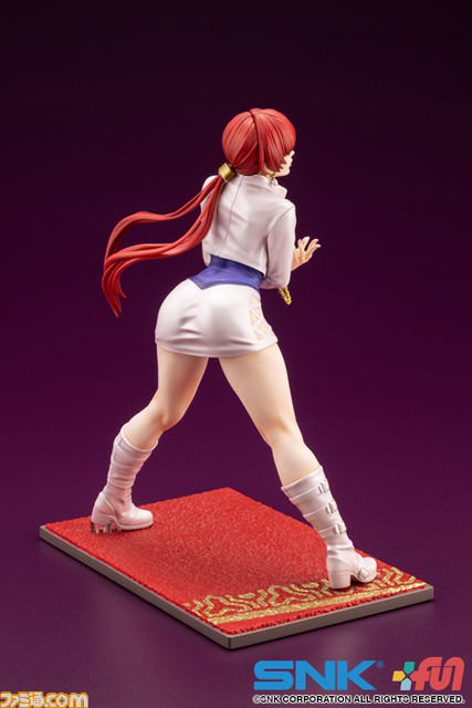 『KOF』シェルミー(『SNKヒロインズ』版)のフィギュアが登場。投げ技“Fカップチュード”発動時の挑発的ポージングを艶やかに再現