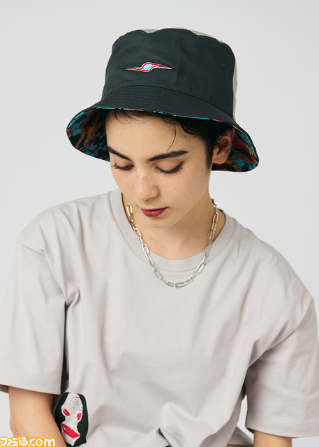 『ウルトラマン』戦闘シーンを集めたブルゾン、バルタン星人のトートバッグなど、コラボアパレルがグラニフにて発売