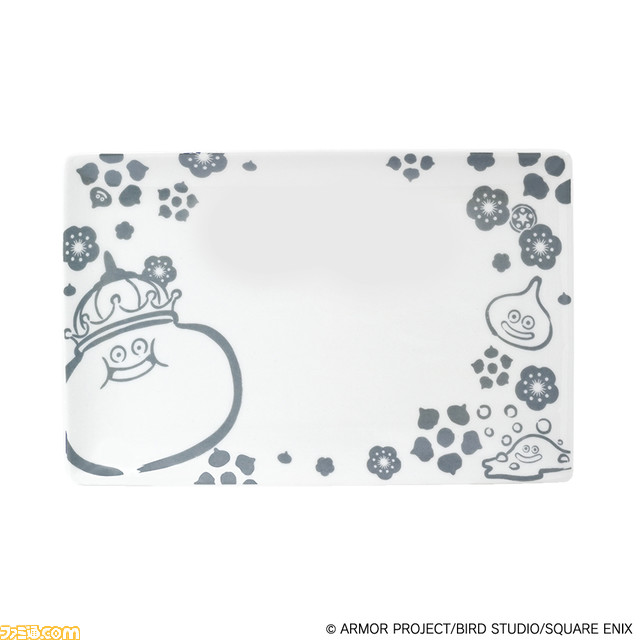 『ドラクエ』スライムが食を見守る“飯碗”が発売決定。食べきって底面をのぞき込めば“ちいさなメダル”を発見できる