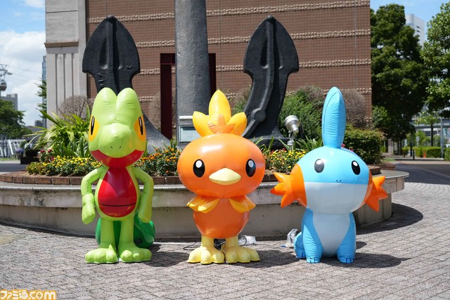 【ポケモン】この夏、ポケモンファンは横浜みなとみらいに絶対行ってほしい！ かわいいピカチュウの大行進やニャオハ、ホゲータ、クワッスが夜空に浮かぶナイトショーなど、街がポケモン一色に【WCS横浜みなとみらいイベント】