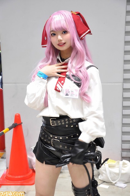 【コミケ】『NIKKE』コスプレまとめ。 水着もあるよ! リアルガチャを彩った涼しげな女神たちをお届け【随時更新】