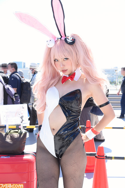 【コミケ】コスプレ『NIKKE』『ブルアカ』から『ガンダムSEED』フリーダムガンダムまで! “コミケ102”初日の会場を彩った美麗コスプレイヤーを撮り下ろし