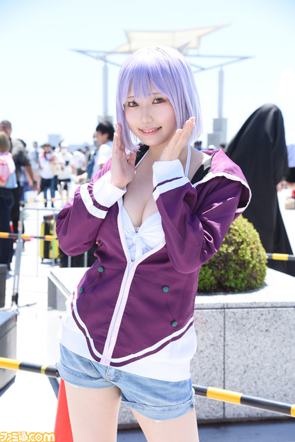 【コミケ】コスプレ『NIKKE』『ブルアカ』から『ガンダムSEED』フリーダムガンダムまで! “コミケ102”初日の会場を彩った美麗コスプレイヤーを撮り下ろし