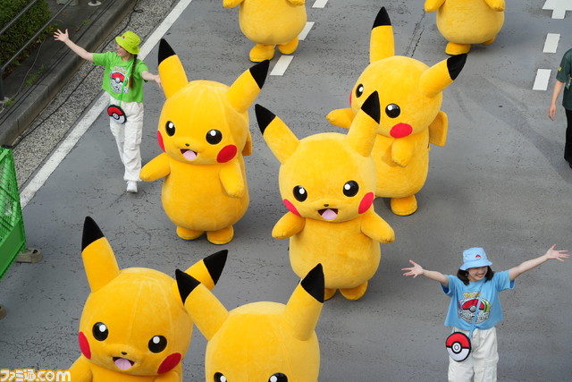 【ポケモンWCS2023】ポケモンパレードの模様をお届け。ニャオハ、ホゲータ、クワッス、ミミッキュなど数多くのポケモンたちによるダンスが超キュート