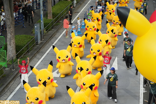 【ポケモンWCS2023】ポケモンパレードの模様をお届け。ニャオハ、ホゲータ、クワッス、ミミッキュなど数多くのポケモンたちによるダンスが超キュート