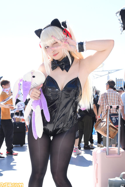 【コミケ】『NIKKE』水着ラピからバニーバイパー、『バイオRE:4』エイダ、『スト6』『ブルアカ』『ガンダムSEED』まで！ “コミケ102”を沸かせたコスプレイヤー40選