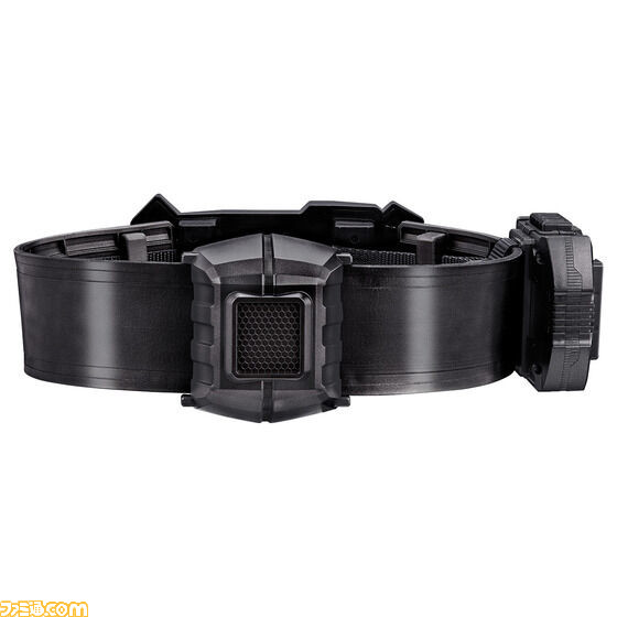 『仮面ライダーギーツ』サポートライダーたちが装着するベルト“レイズライザーベルト”のハイスペックver.が登場。本日（8月21日）16時予約スタート