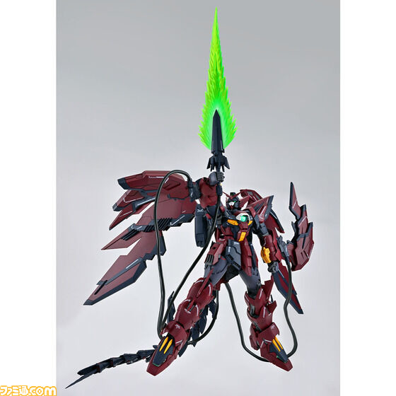 ガンダムW EW 敗者たちの栄光』よりガンブラ“MG 1/100 ガンダム