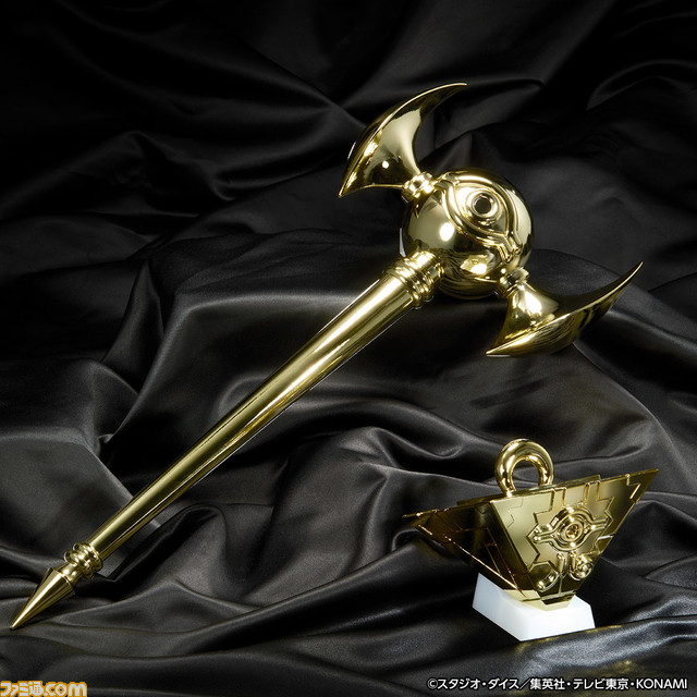 『遊戯王』マリクの千年ロッドが予約開始。真空蒸着メッキ加工を施した超豪華仕様で商品化。闇マリクモードでは“ラーの翼神竜”召喚台詞などが再生可能