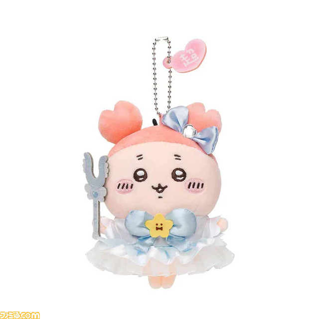 “超まじかるちいかわ”などの新商品がちいかわマーケットほかにて販売開始。ぬいぐるみや“さすまたステッキ”、「また捕まった」ハチワレのリュックも