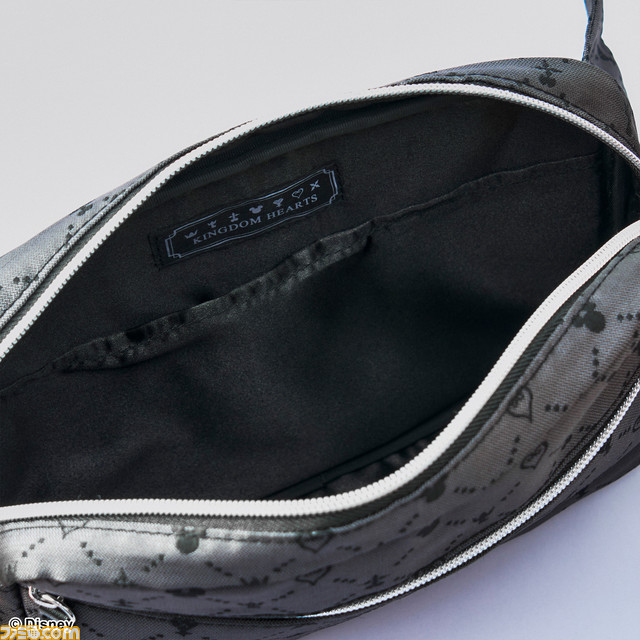 『キングダム ハーツ』トートバッグ、リュック、財布など全6アイテムが発売決定。モノグラム柄のジャガードを使用したおしゃれなデザイン