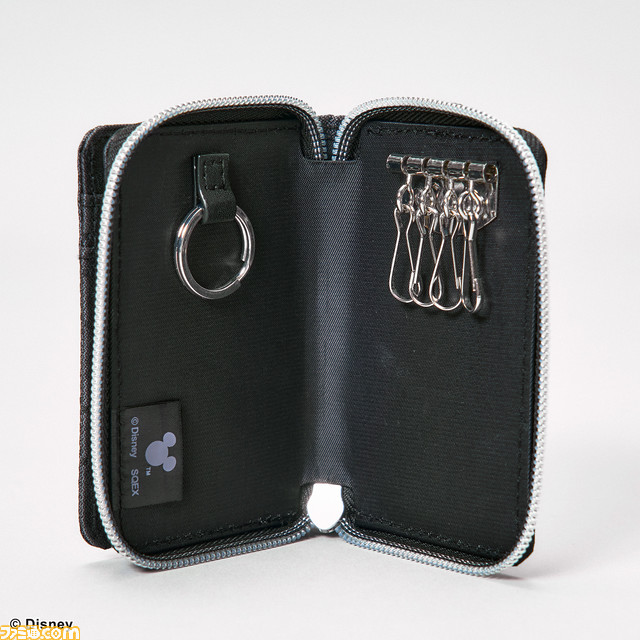 『キングダム ハーツ』トートバッグ、リュック、財布など全6アイテムが発売決定。モノグラム柄のジャガードを使用したおしゃれなデザイン