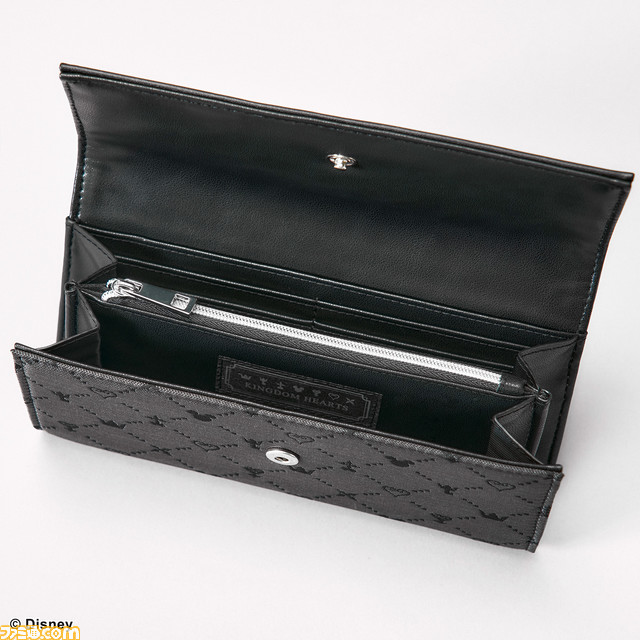 『キングダム ハーツ』トートバッグ、リュック、財布など全6アイテムが発売決定。モノグラム柄のジャガードを使用したおしゃれなデザイン